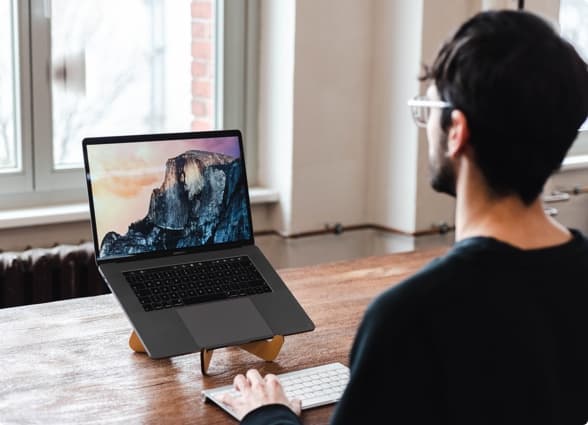 Ergonomic works with a laptop stand